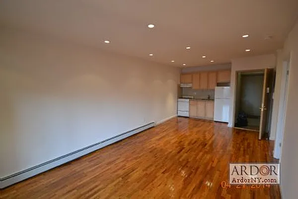 Rented by ArdorNY | media 51