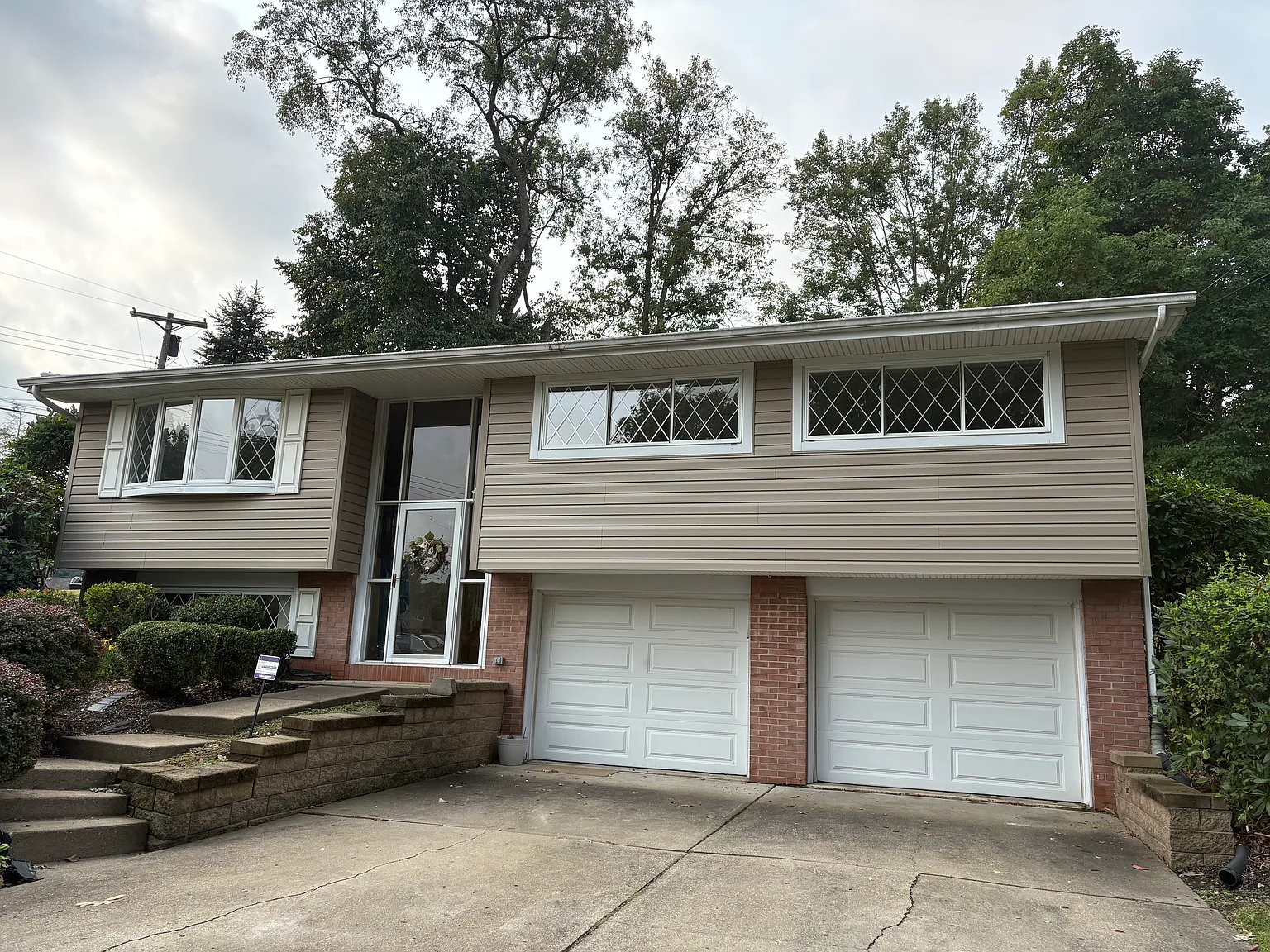 551 Sautter Dr photo 1