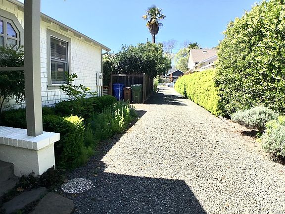 2nd image of 6870 - A Jefferson Street