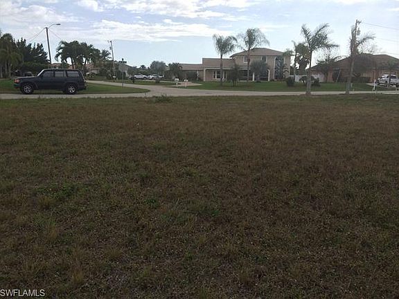 4th image of 1743 SW 51st Ter