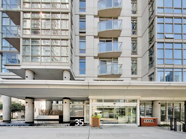 35 Mariner Ter, Toronto, ON