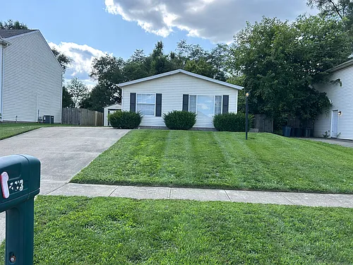 713 Diamond Loop Photo 1