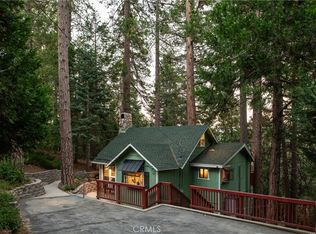 623 Clubhouse Dr, Twin Peaks, CA 92391