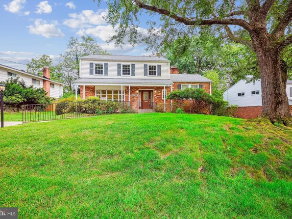 11729 Lovejoy St, Silver Spring, MD 20902