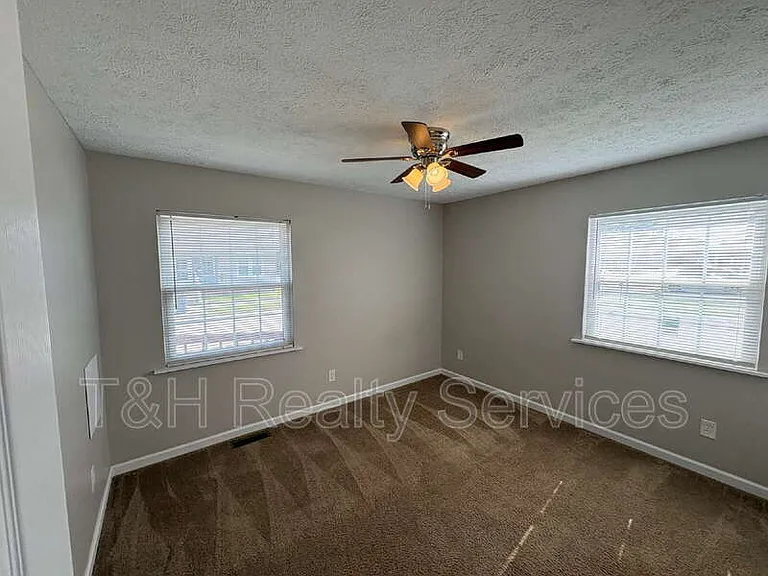 520 S Pike St — Photo 13