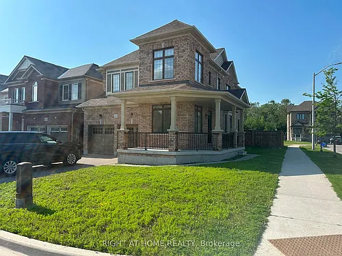 2 Bruce Cameron Dr Photo 1
