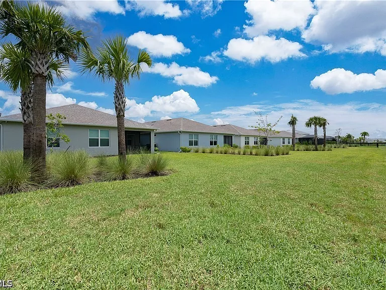 42428 Cascade Dr — Photo 27