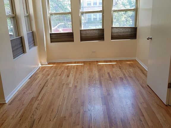 5th image of 4706 N Monticello Ave APT 1F