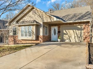 420 E 13th Ave, Augusta, KS 67010