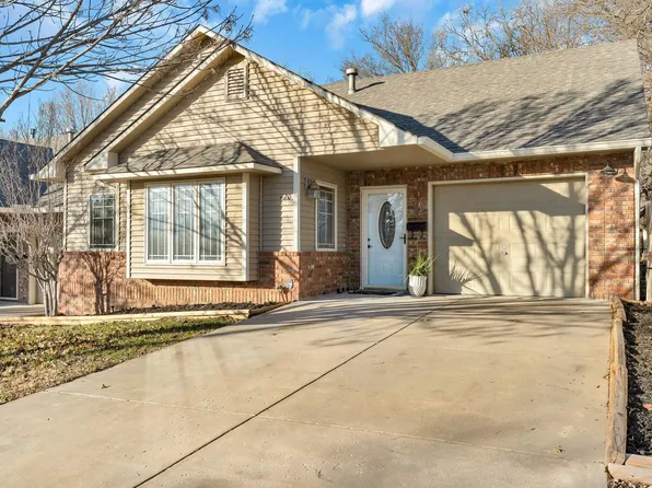 420 E 13th Ave, Augusta, KS 67010