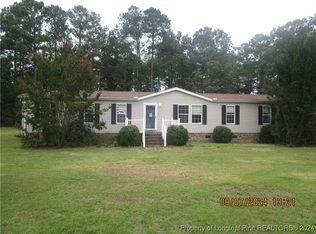 95 Dow Cir, Spring Lake, NC 28390