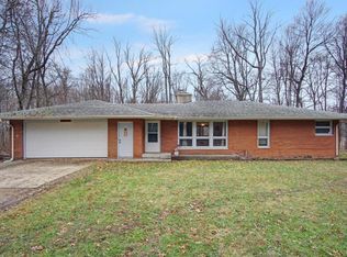 71102 Mapleleaf Dr, Niles, MI 49120
