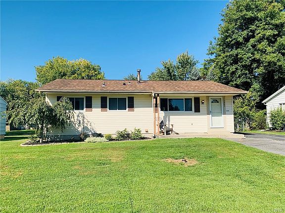 2nd image of 7863 Lancewood Dr