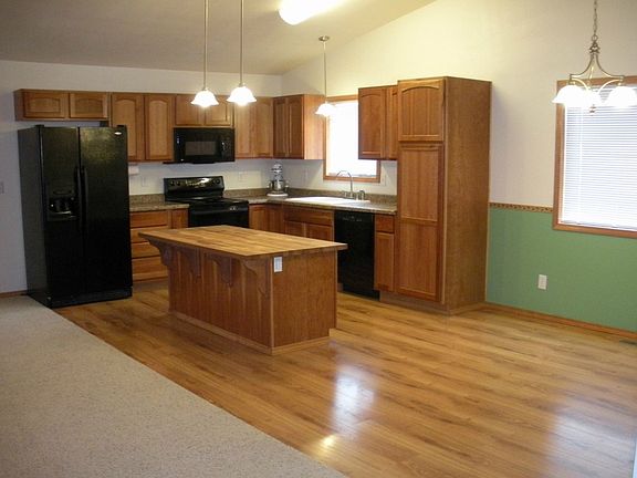 2nd image of 108 Maulwee Dr