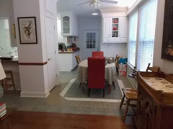 Dining-Nook