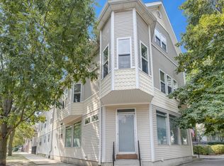 1901 W George St APT 3, Chicago, IL 60657