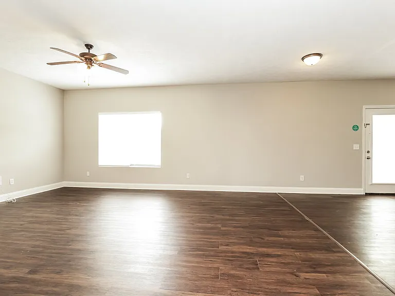 3342 Hamberton Cir — Photo 5