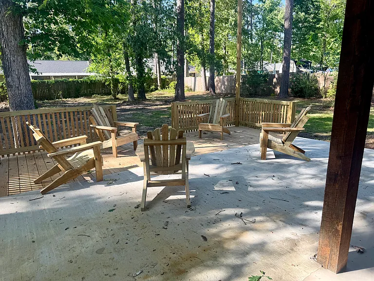 114 Redbud Trl — Photo 17