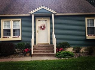 52 Locust St, Auburn, NY 13021