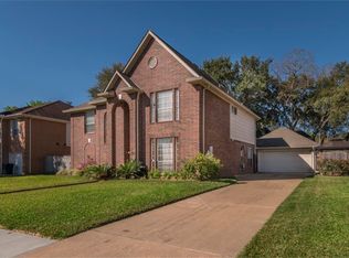 1335 Shrub Oak Dr, League City, TX 77573