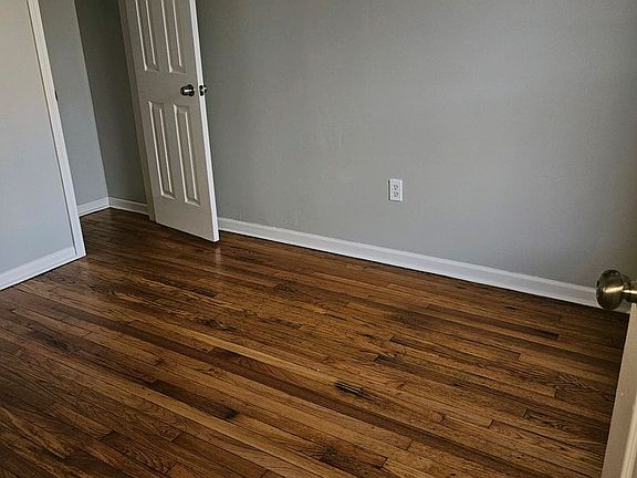 3rd image of 634-40 N Lamon Ave #640-1