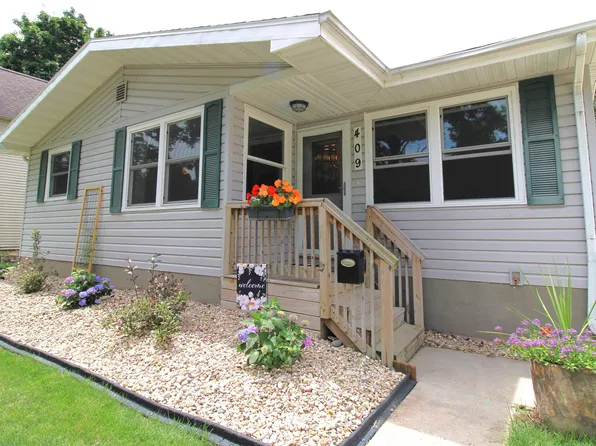 409 S 2nd St, Evansville, WI 53536