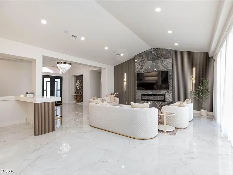 6525 Ponderosa Way — Photo 10