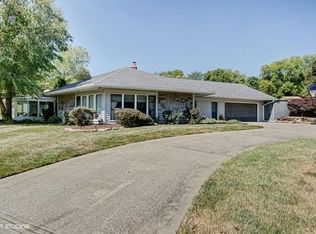 7321 NW Katie Cir, Parkville, MO 64152