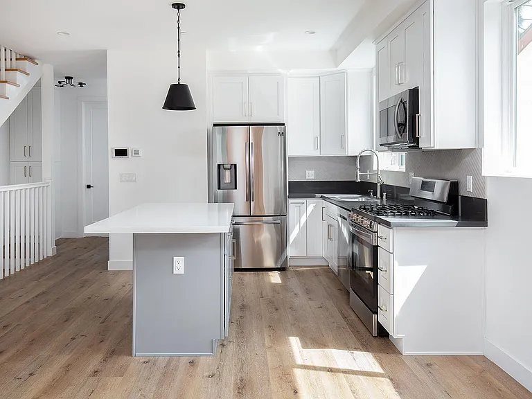 5324 Agnes Ave #C — Photo 9