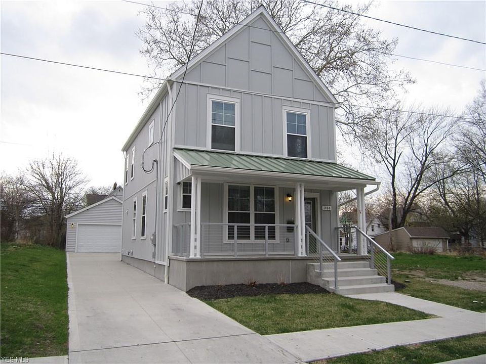 1st image of 1468 E 111th St