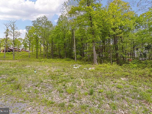 4th image of 68 N Camp Rd
