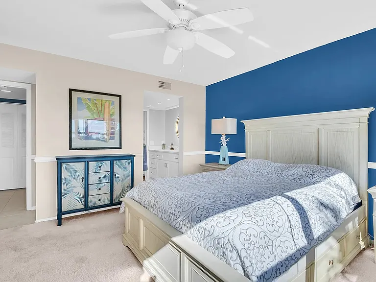 1332 Pasadena Ave S #205 — Photo 13