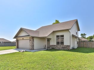 4484 W Brownstone Trce, Springfield, MO 65807