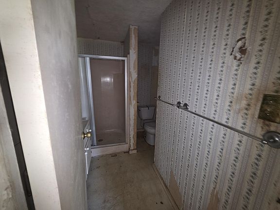 5th image of 1308 Craft St