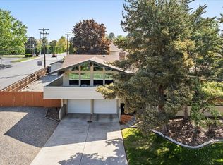 2390 Carriage Ave, Richland, WA 99354