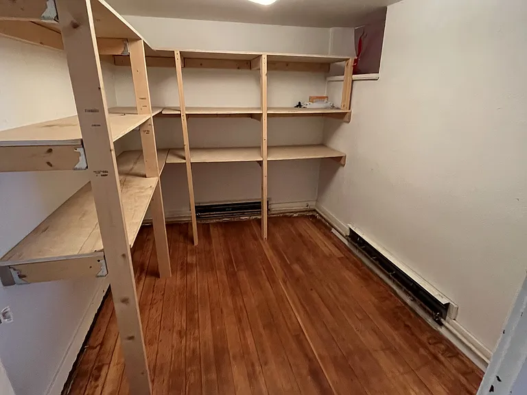 424 W Baraga Ave #C — Photo 7