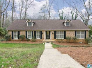 3735 Forest Run Rd, Mountain Brook, AL 35223