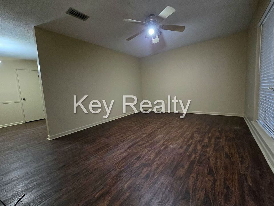 1st image of 4502 Parliament Dr APT 126