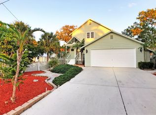 5157 Sandy Beach Ave, Sarasota, FL 34242