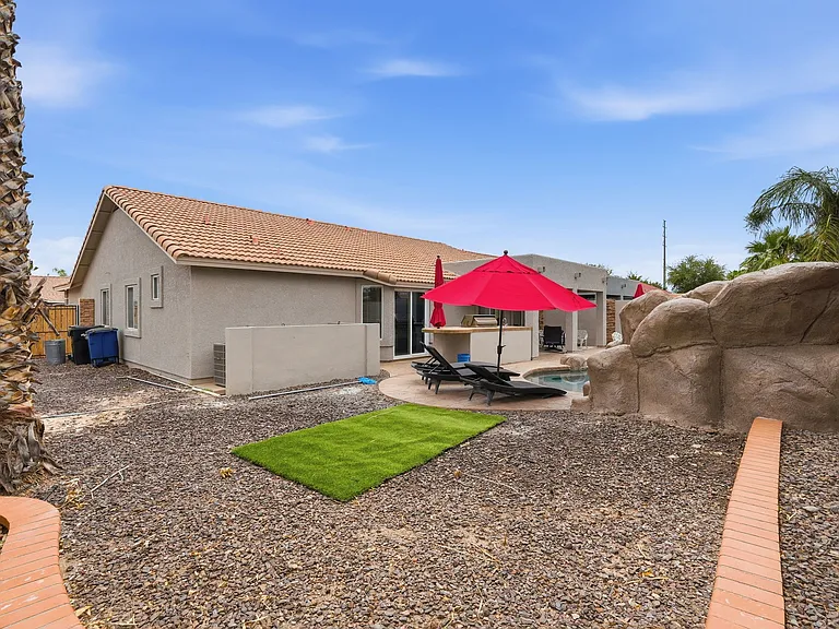3514 E Murrieta Rd — Photo 40
