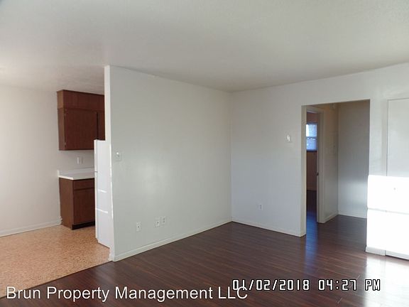 2nd image of 2720 Holbrook Dr APT 05