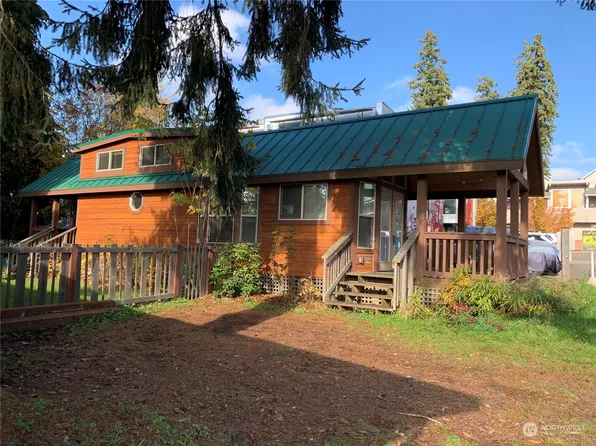 407 Madrona Way #31, Bainbridge Island, WA 98110