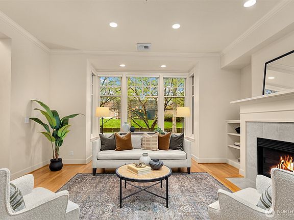5th image of 111 W Comstock Street #111