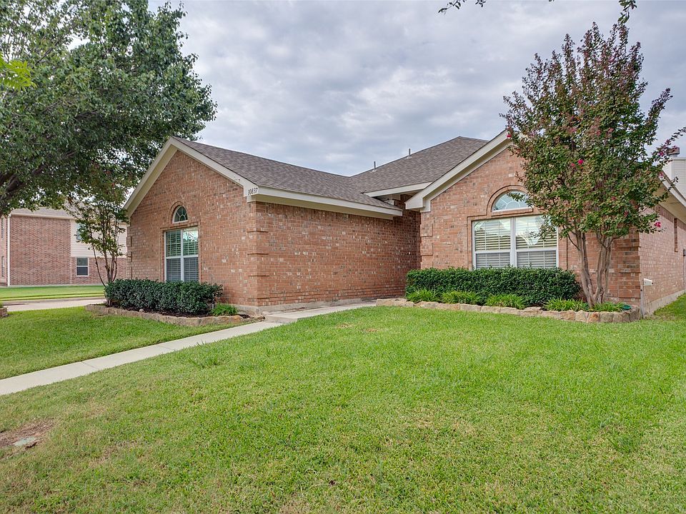 1st image of 10837 Braemoor Dr