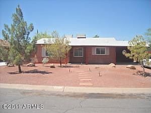 1st image of 1714 E Turney Ave