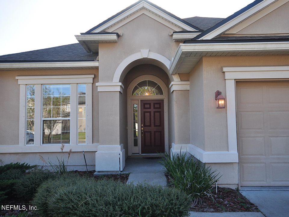 1st image of 389 Candlebark Dr
