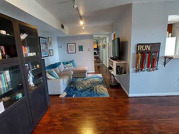 4th image of 134 Roberts Ln APT 401