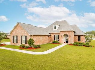 390 Saw Grass Loop, Covington, LA 70435