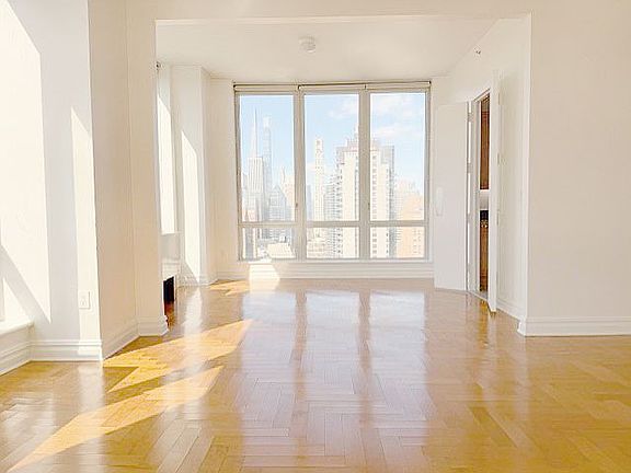 3rd image of 401 E 60th St APT 29A