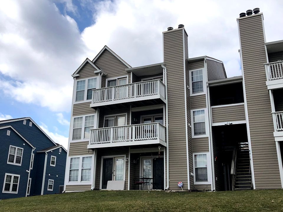Top level unit - Balcony